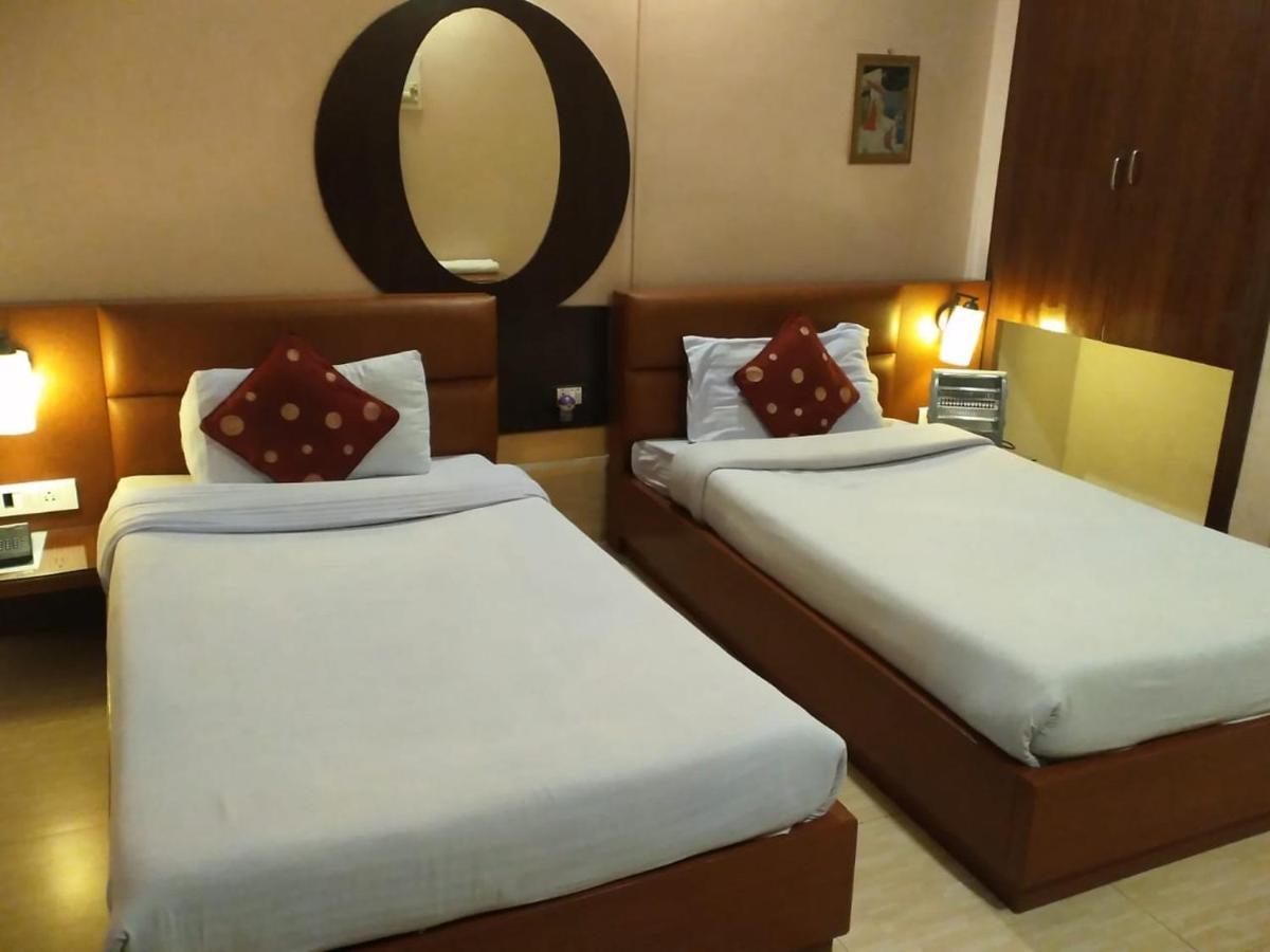 Hotel Jyoti Forbesganj Exterior photo